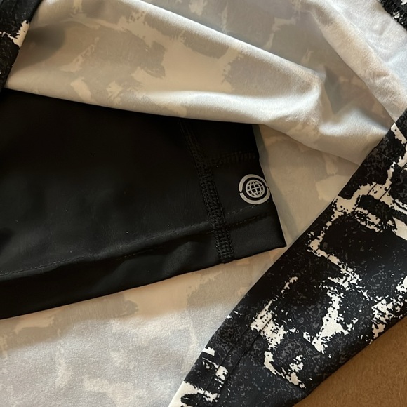 MAX STUDIO PERFORMANCE Gym Athletic Dress with Shorts Built In - NWOT Size S - Picture 8 of 9